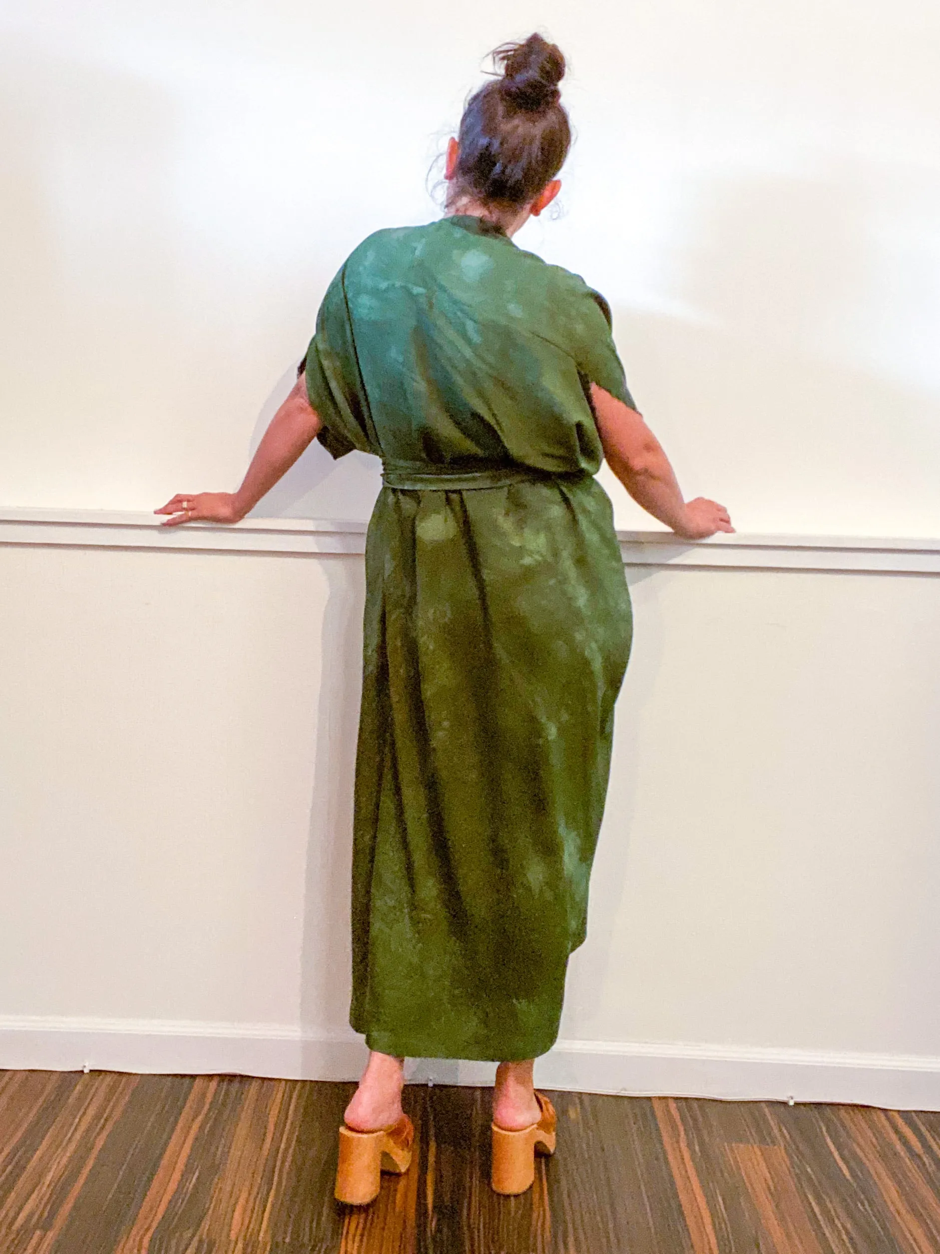 Hand-Dyed High Low Kimono Almost Solid Green