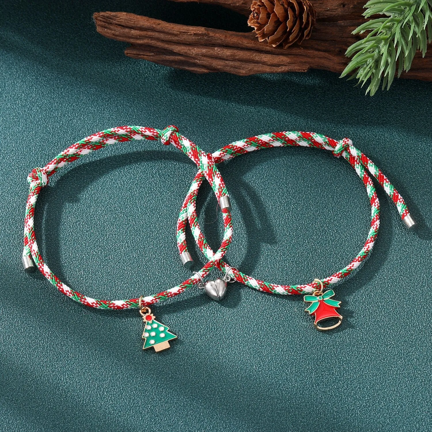 Holiday Hugs Magnetic Bracelet