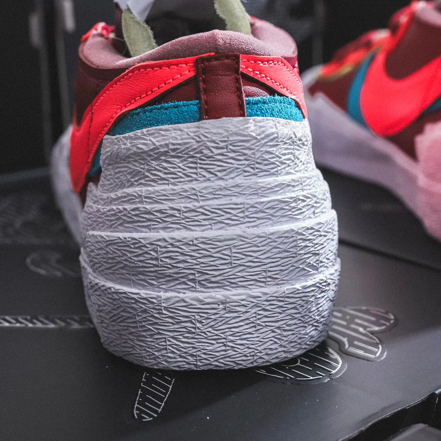 KAWS x Sacai x Nike Blazer Low Red [DM7901-600]