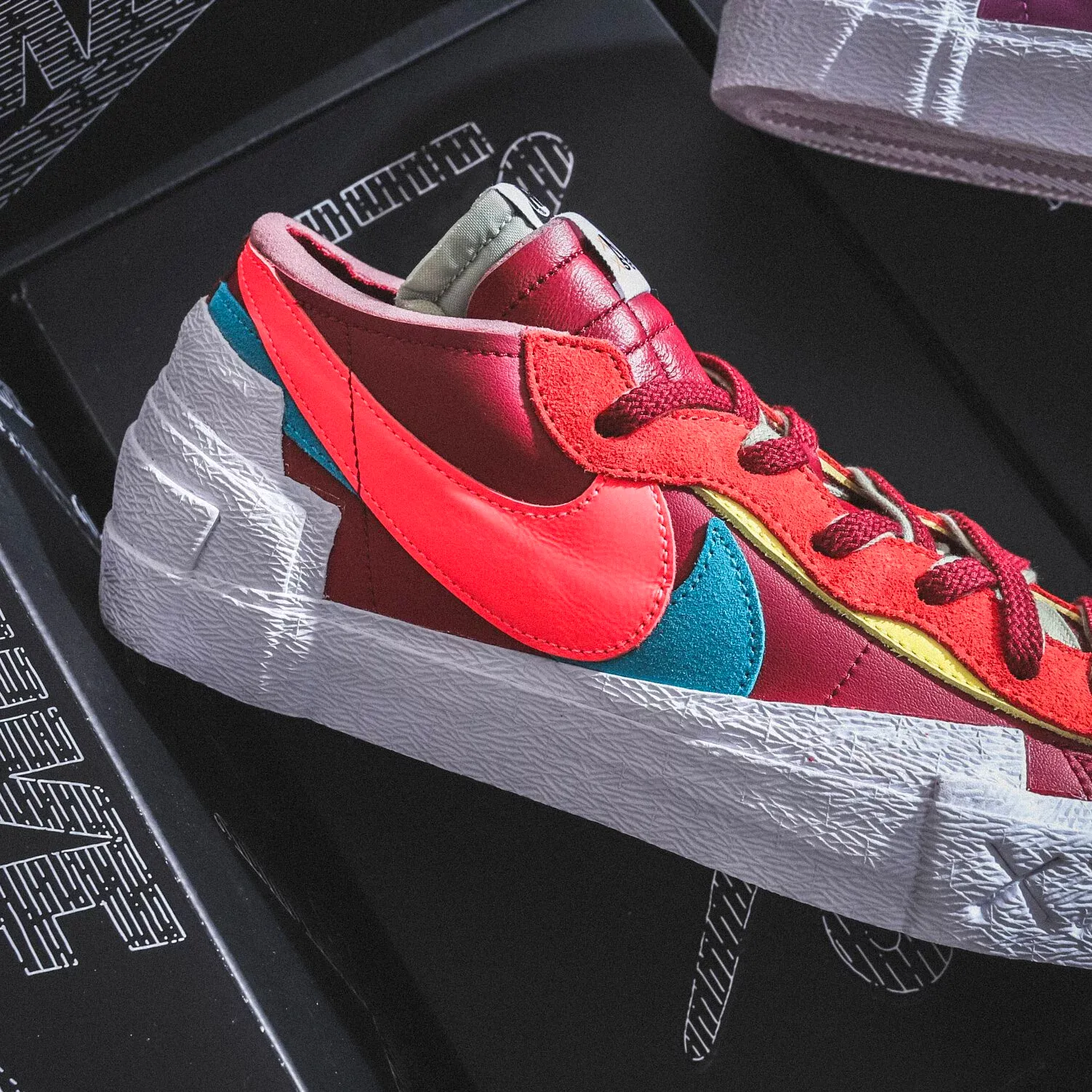 KAWS x Sacai x Nike Blazer Low Red [DM7901-600]