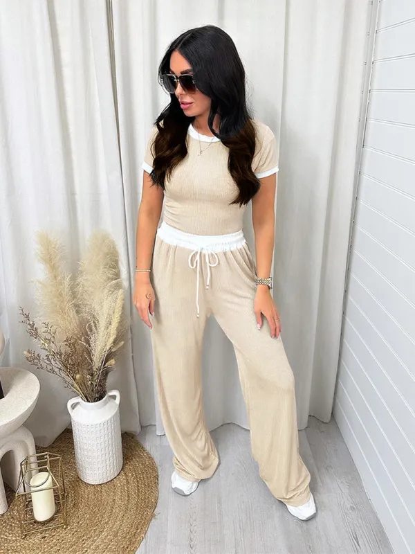 Women’s Sporty Crop Tee & High-Waisted Flared Pants