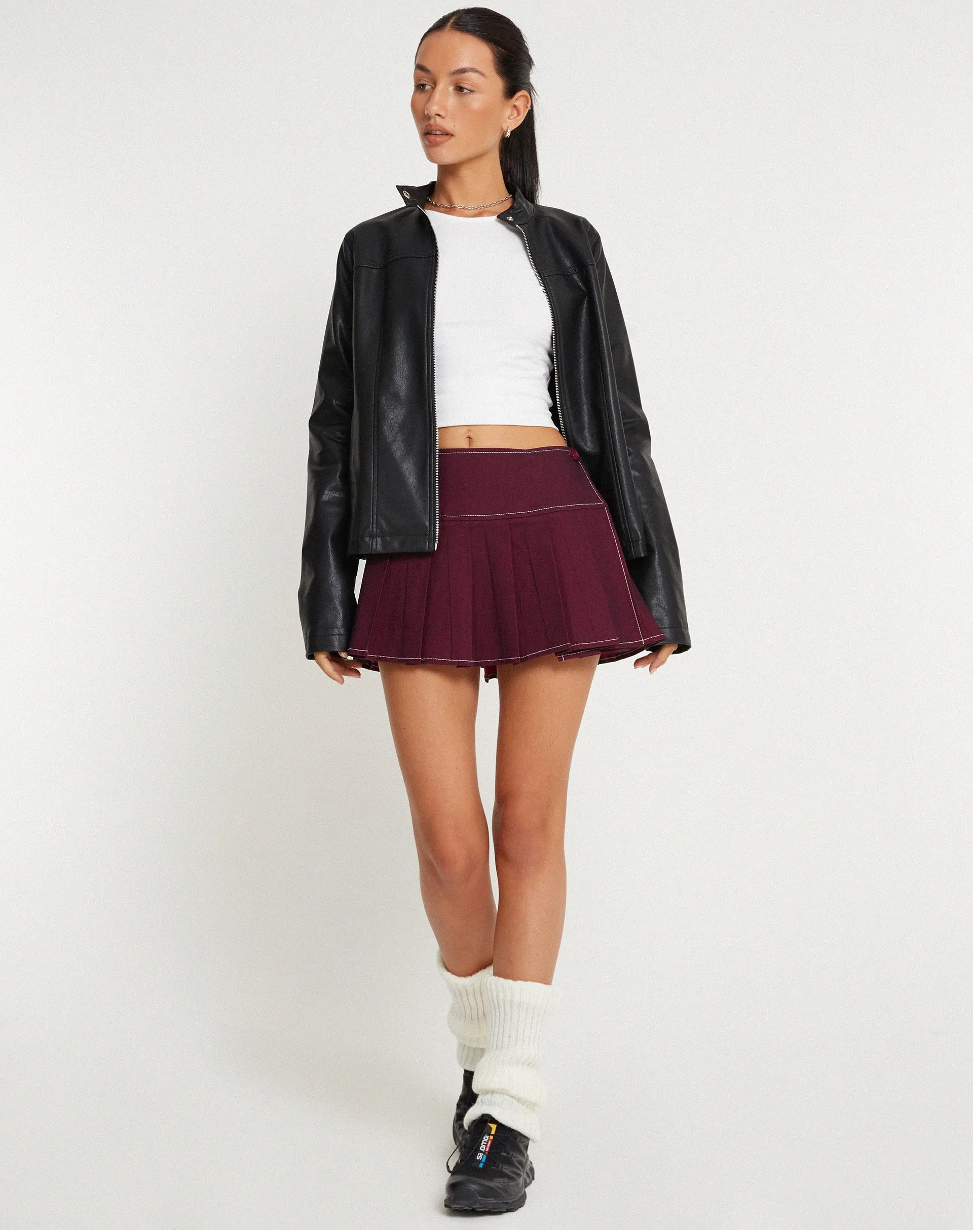 Zabini Low Rise Pleated Mini Skirt in Burgundy with Ecru Stitch Detail